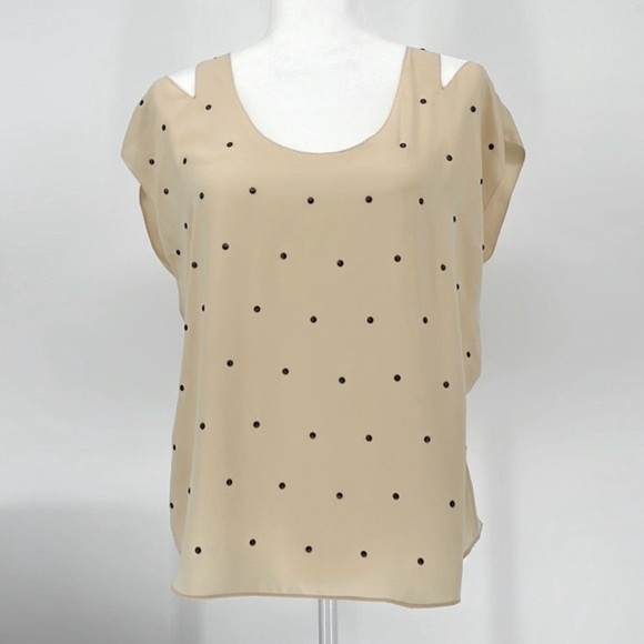 RACHEL by Rachel Roy Cream Studded Cold Shoulder Top Women’s Size Small - Picture 1 of 9